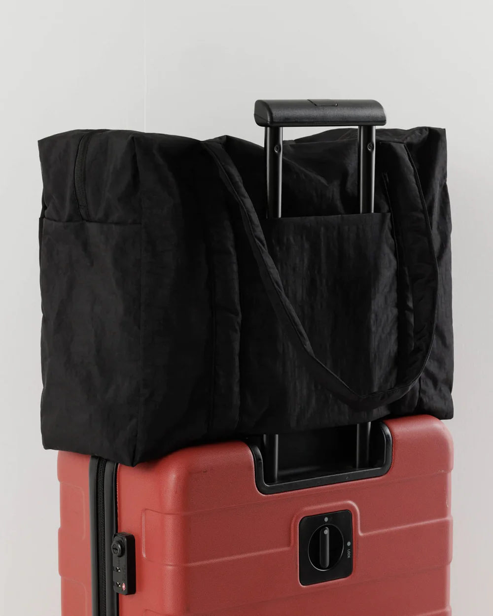 Baggu - Carry On Cloud Bag - Black - Image 3