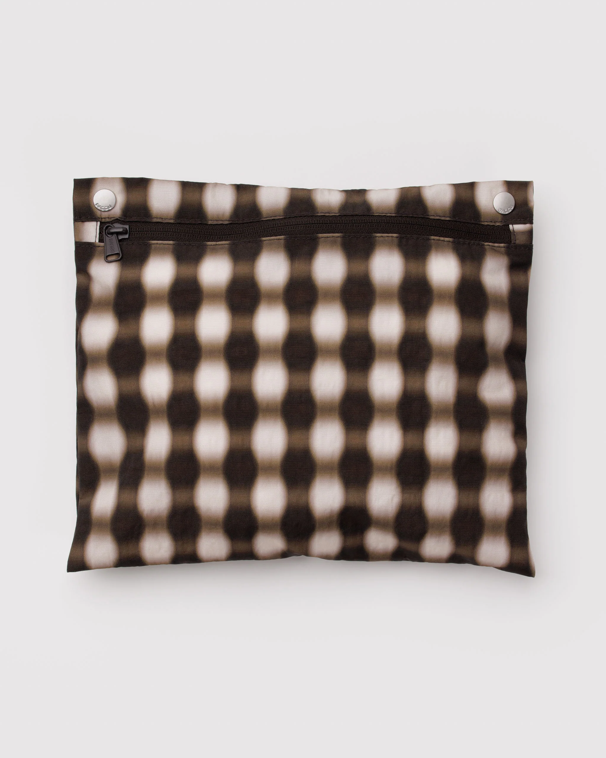Baggu - Cloud Carry-on - Blurred Gingham Brown - Image 5