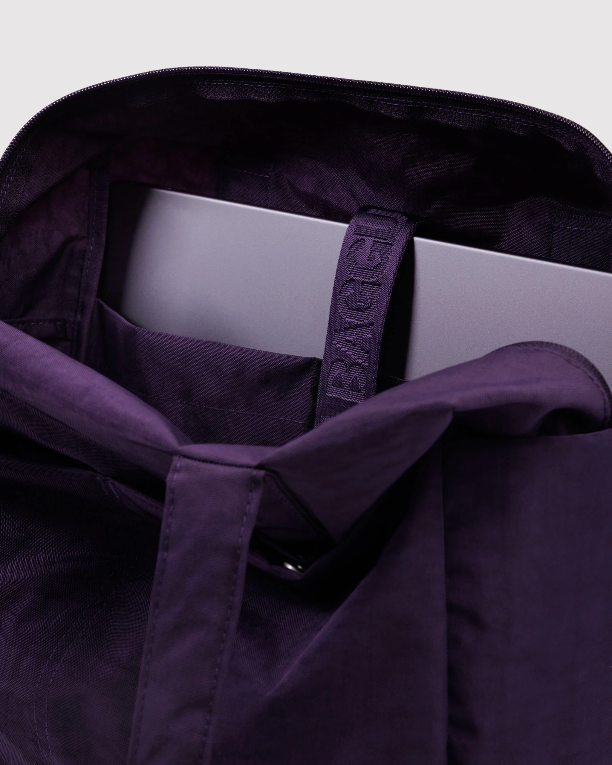 Baggu - Everyday Cloud Bag - Fig - Image 3