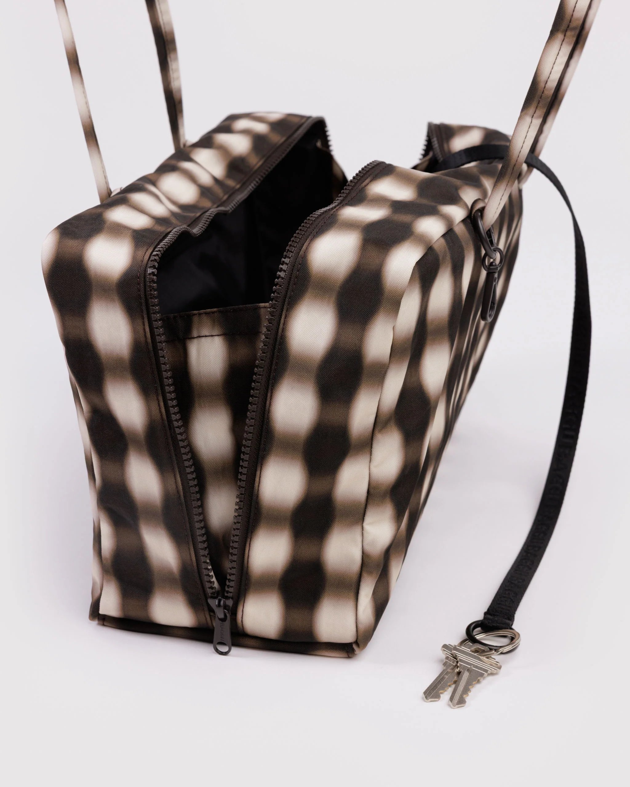 Baggu - Medium Nylon Bowler Bag - Blurred Gingham Brown - Image 4
