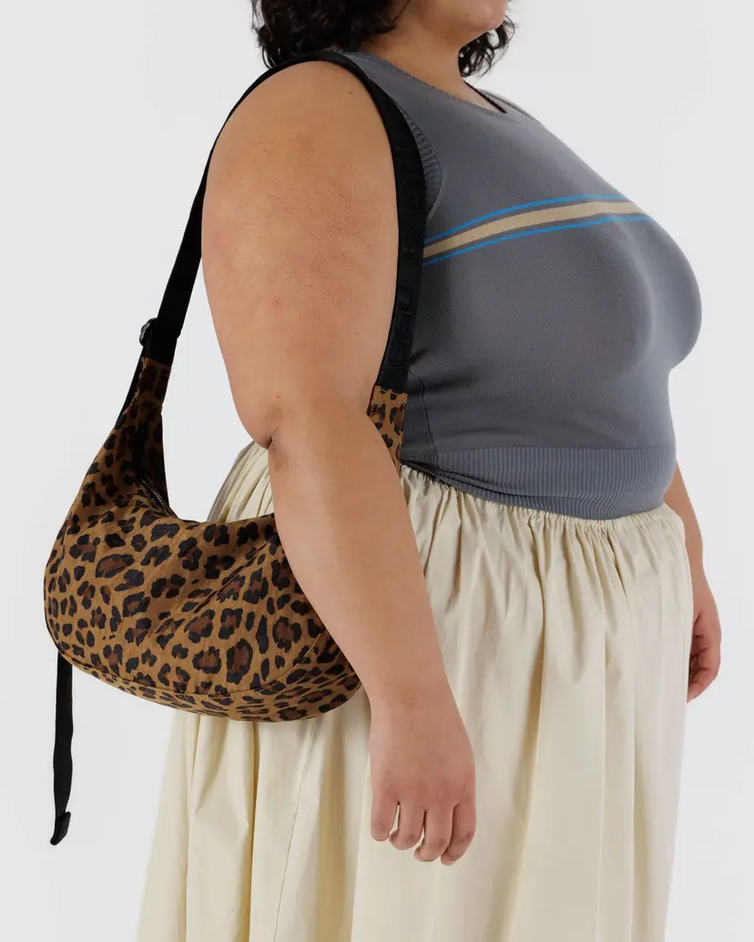 Baggu - Medium Nylon Crescent Bag - Leopard - Image 3