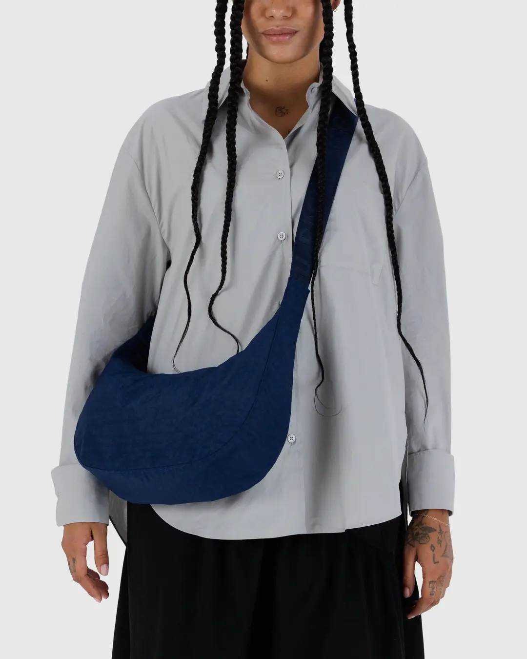 Baggu - Medium Nylon Crescent Bag - Navy - Image 2
