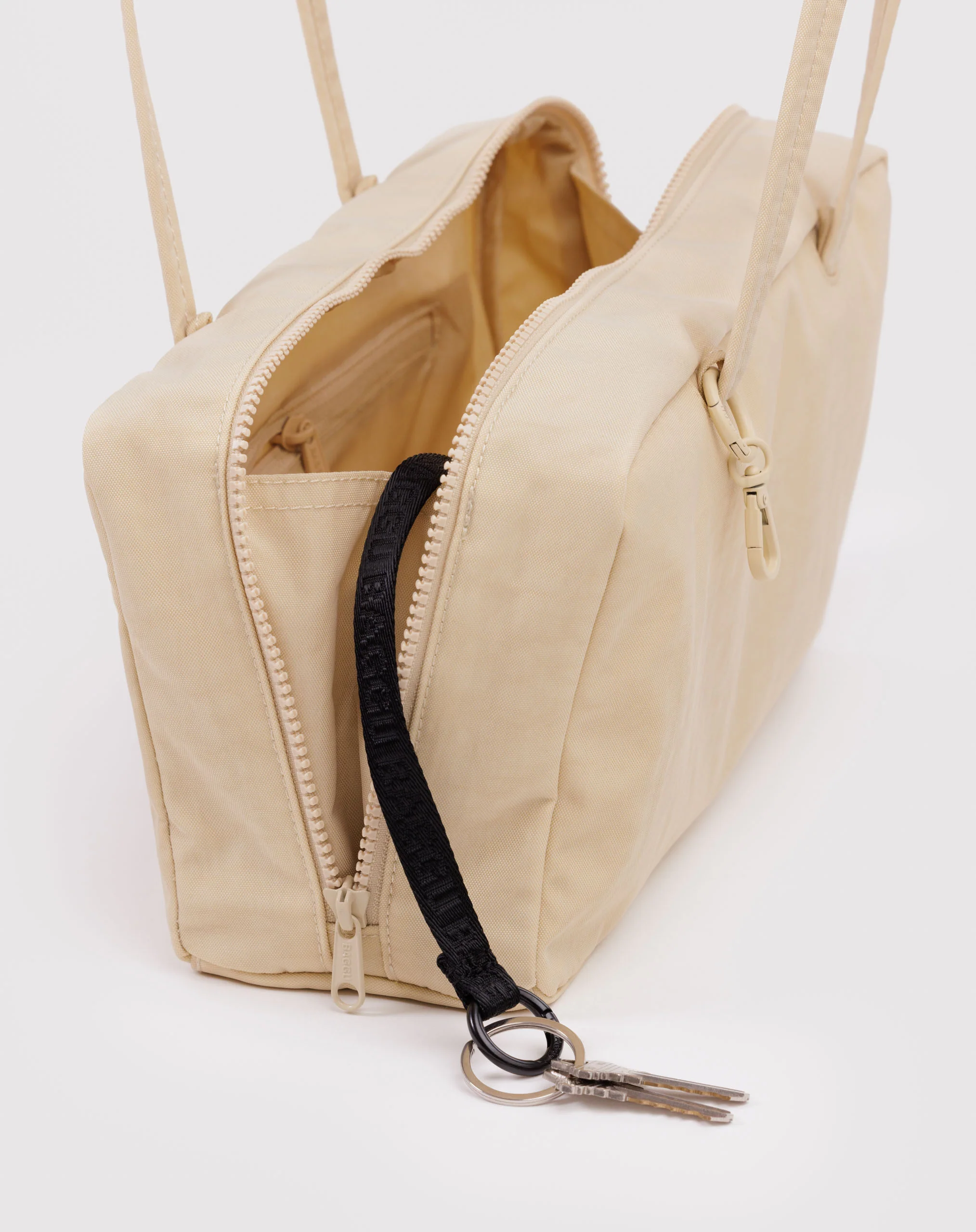 Baggu - Nylon Bowler Bag - Custard - Image 4