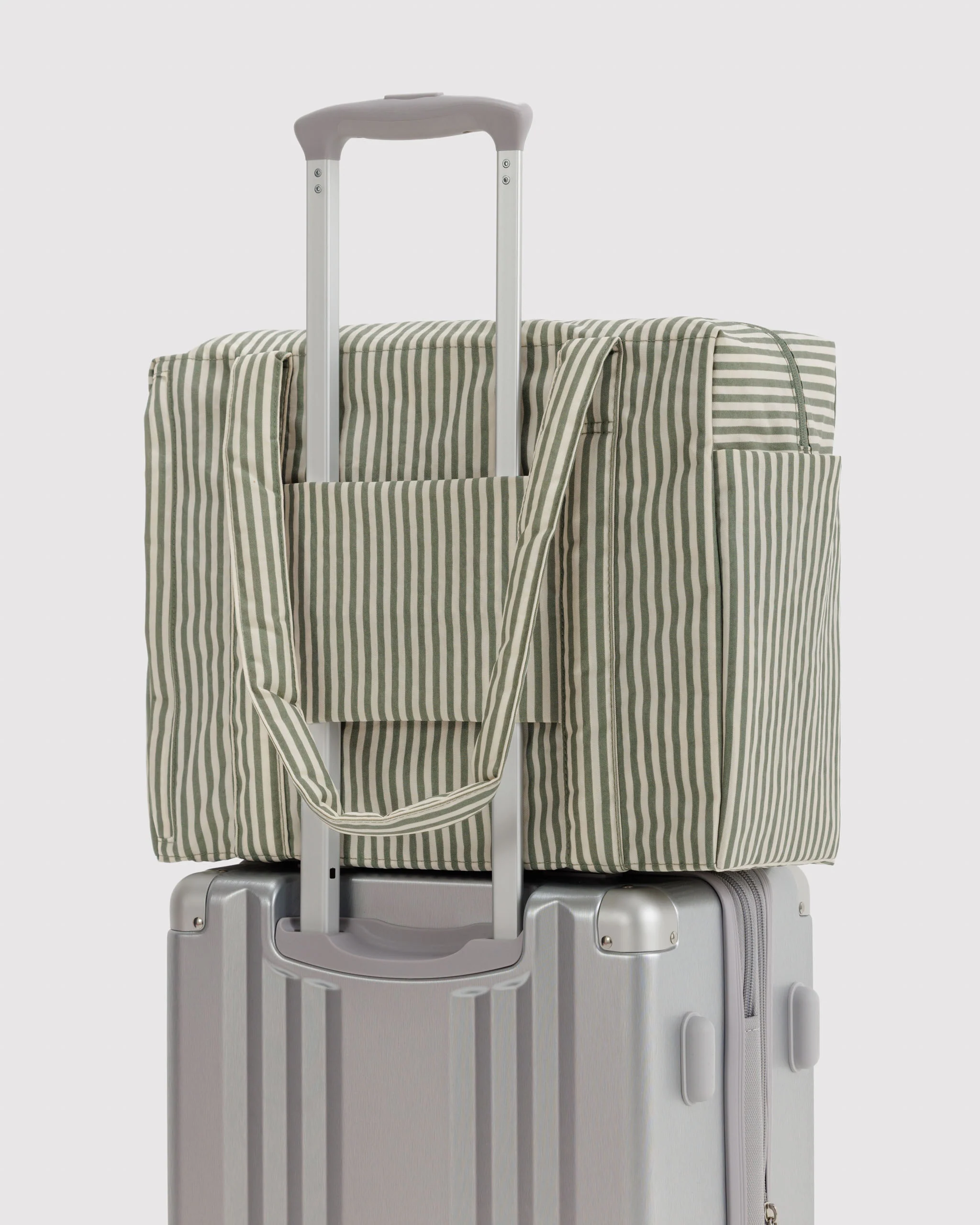 Baggu - Small Cloud Carry On - Sage Stripe - Image 3