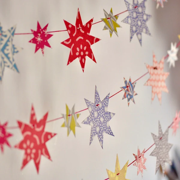 Cambridge Imprint - Make A Star Garland - Image 5