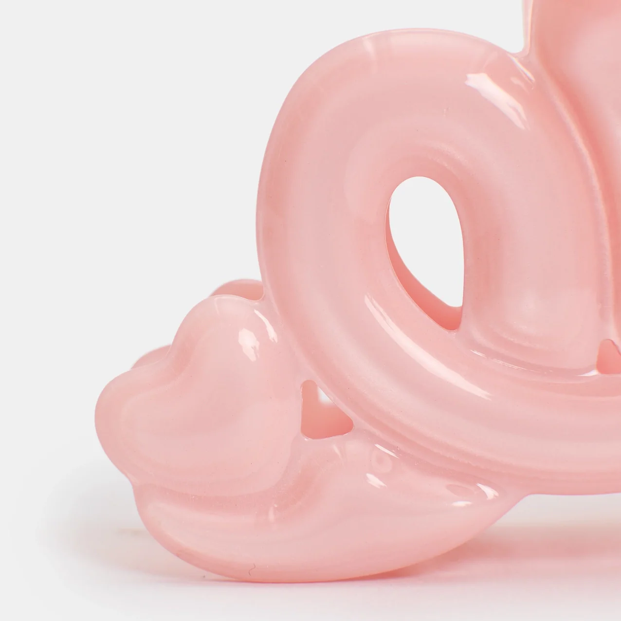 Chunks - Large Heart Loop Claw in Pink - Image 6