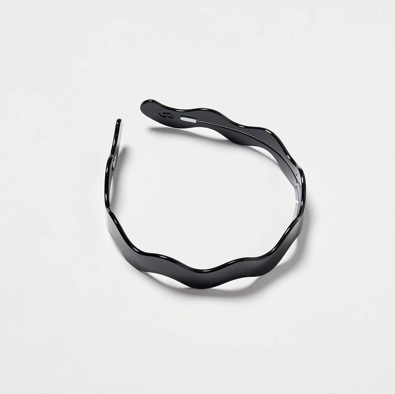 Chunks - Wavy Headband in Black - Image 3