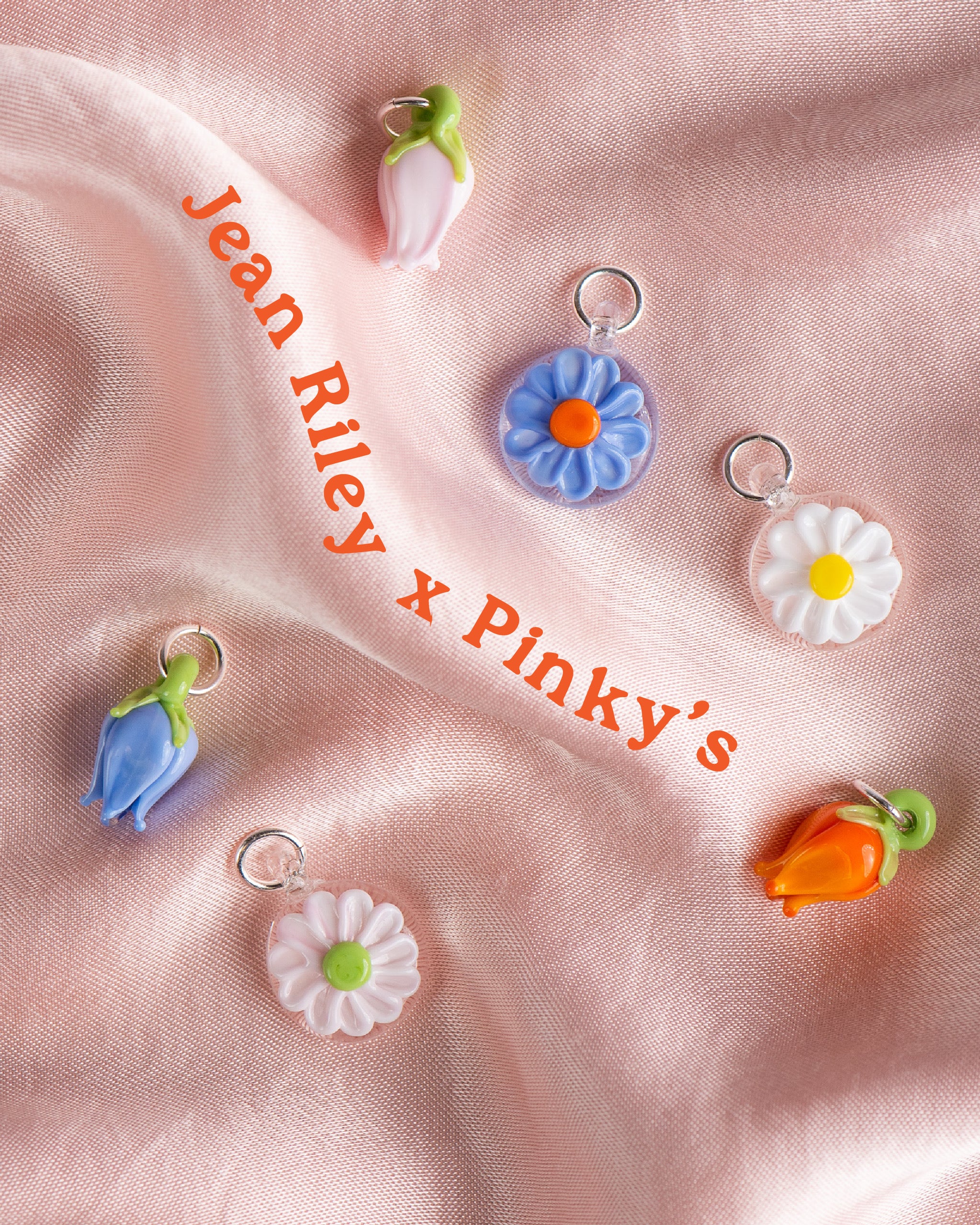 Jean Riley x Pinky's - Tulip Necklace Dusty Blue - Image 3