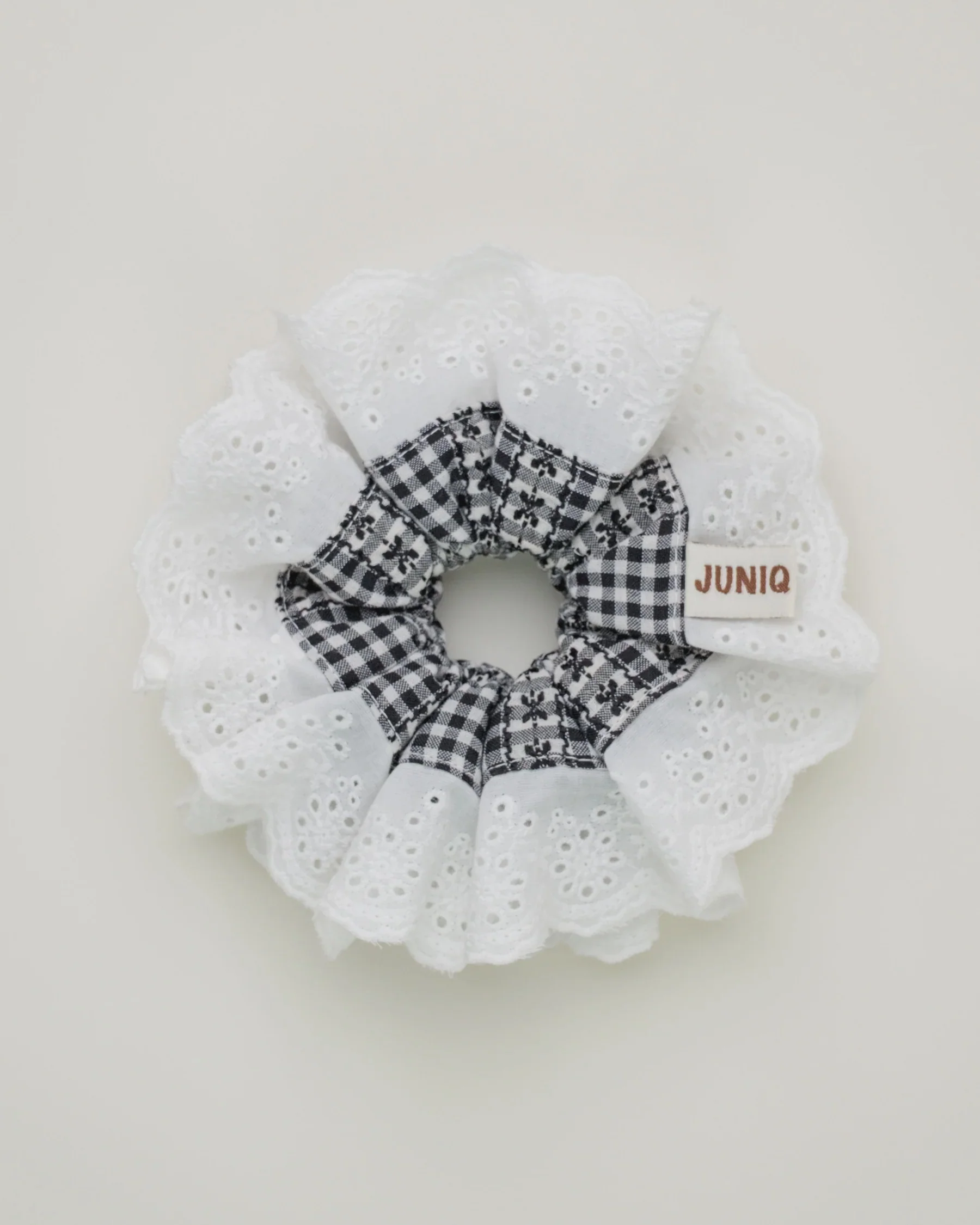 Juniq Scrunchies - Betty Gingham - Black