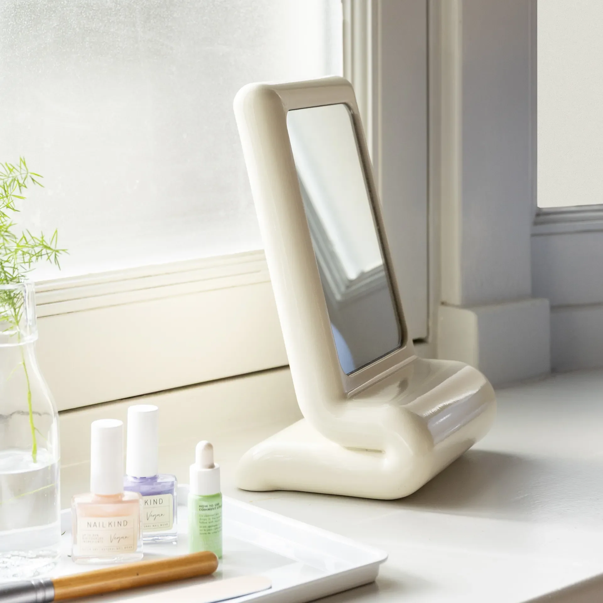 &Klevering - Mirror Vanity Whip - Off White - Image 2