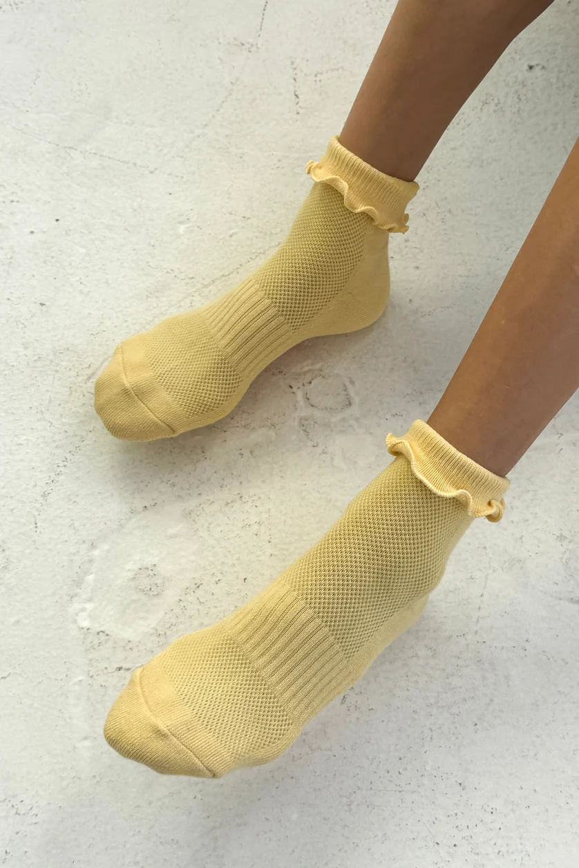 Le Bon Shoppe - Ruffled Hugger Crew Socks - Banana Cream - Image 4