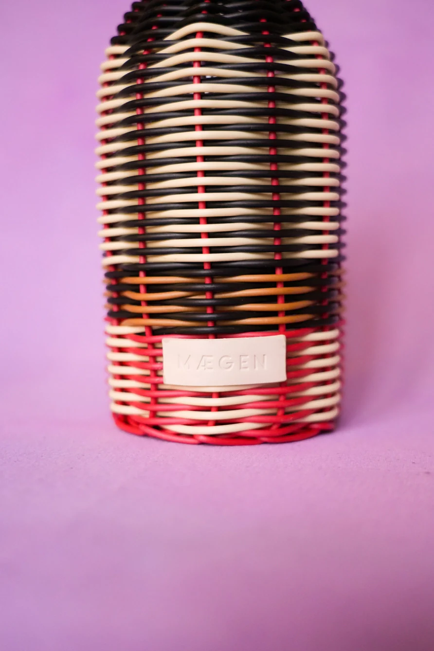 Maegen - Oil Pourer - Black/Cream - Image 3