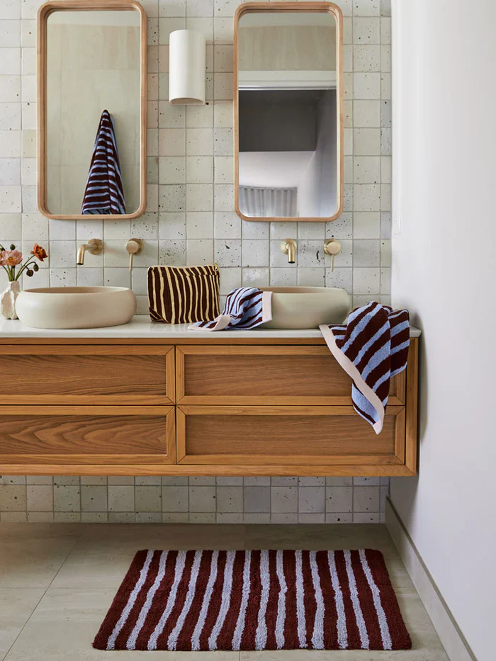 Mosey Me - Strokes Hand Towel - Image 3