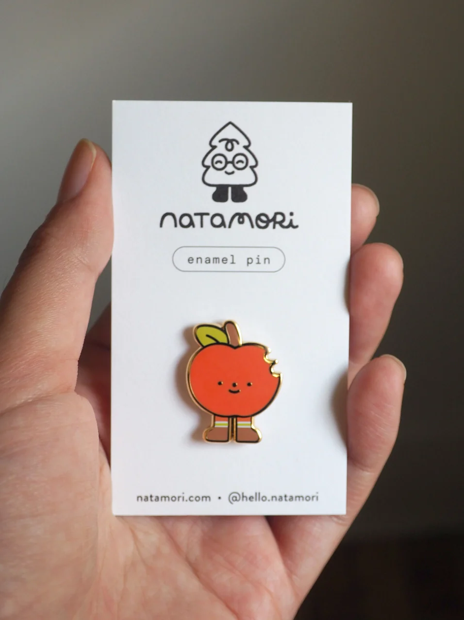 Natamori - Apple - Enamel Pin - Image 2