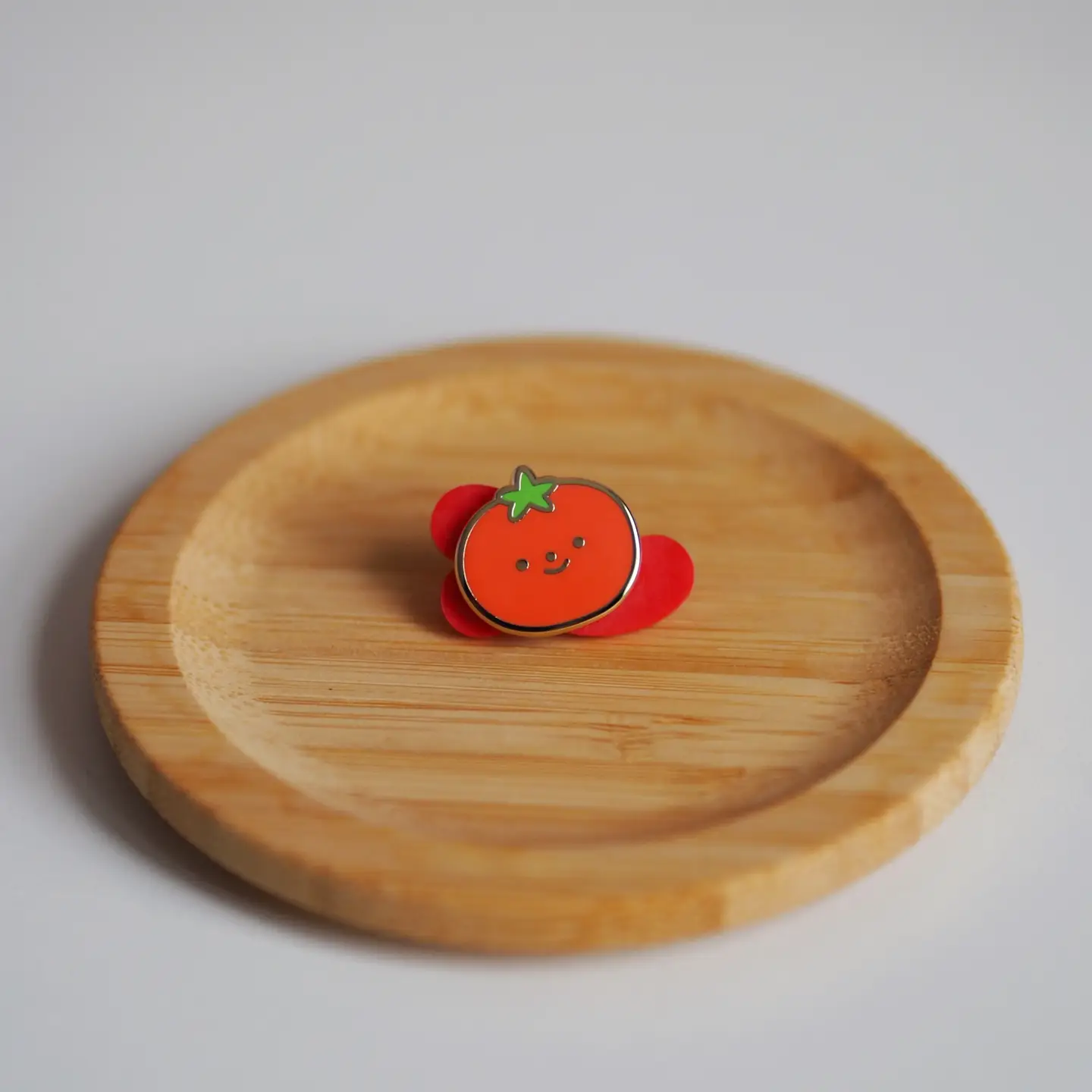 Natamori - Tomato - Enamel Pin - Image 2