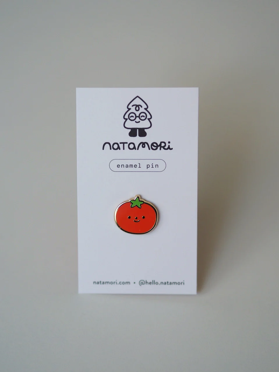 Natamori - Tomato - Enamel Pin - Image 3