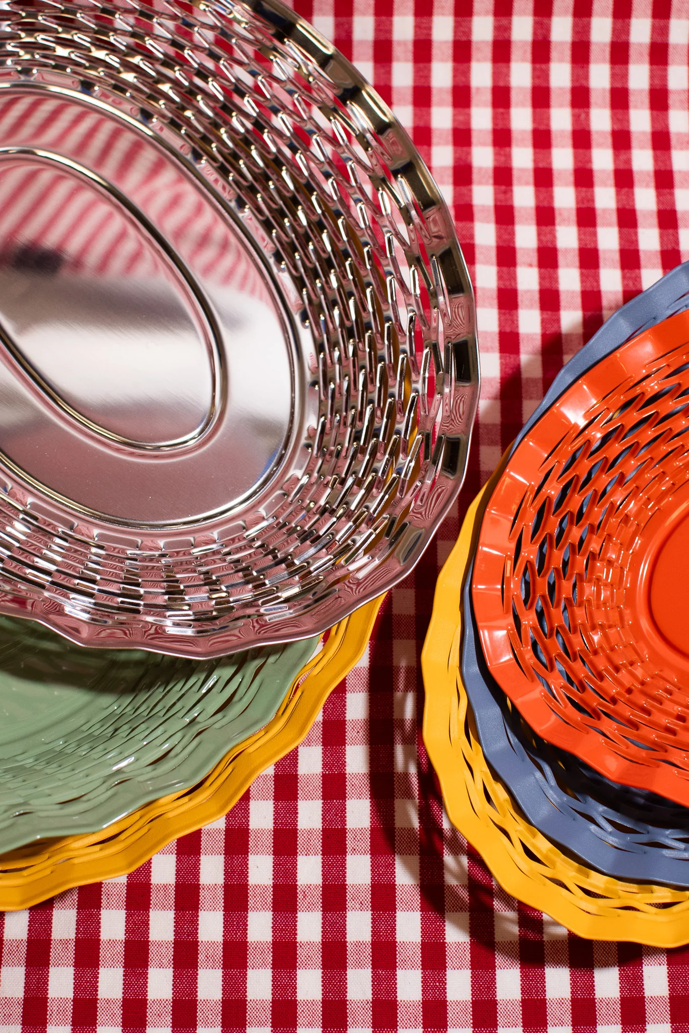 Roger Orfèvre - Oval Metal Food Basket - Small - Matte Grey Blue - Image 2