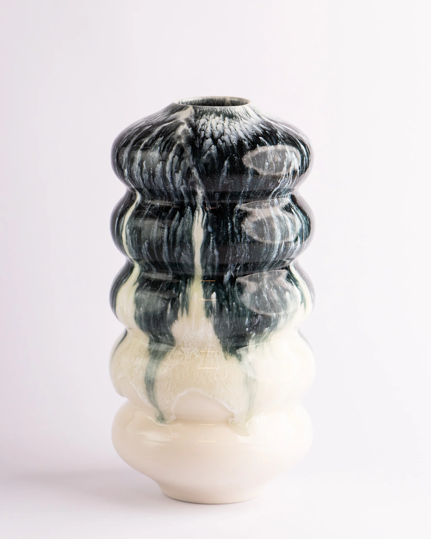 Studio Arhoj - Hana Vase - Kiku Large 7