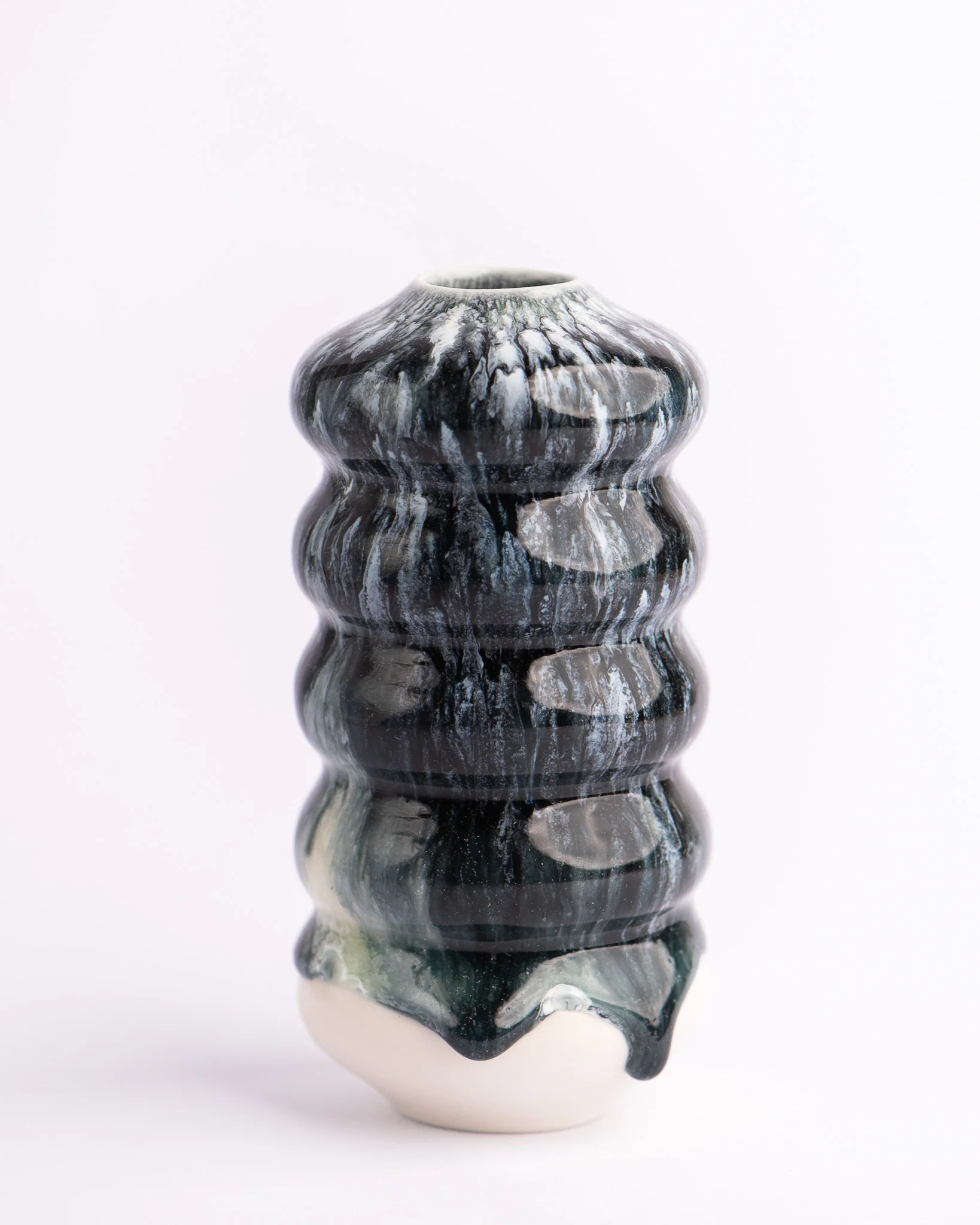 Studio Arhoj - Small Hana vase - Kiku 5