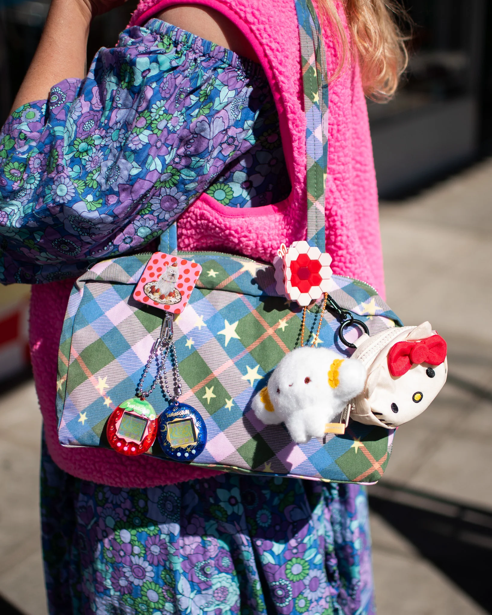 Tamagotchi - Original - Fresh Strawberry (P2) - Image 3
