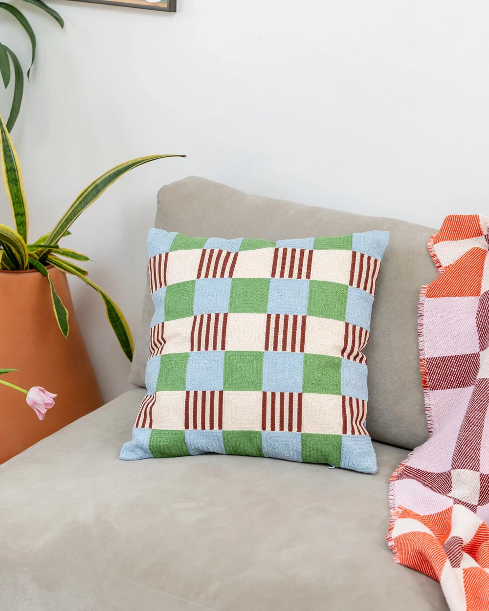 Tarta Gelatina - Playground Cushion Cover
