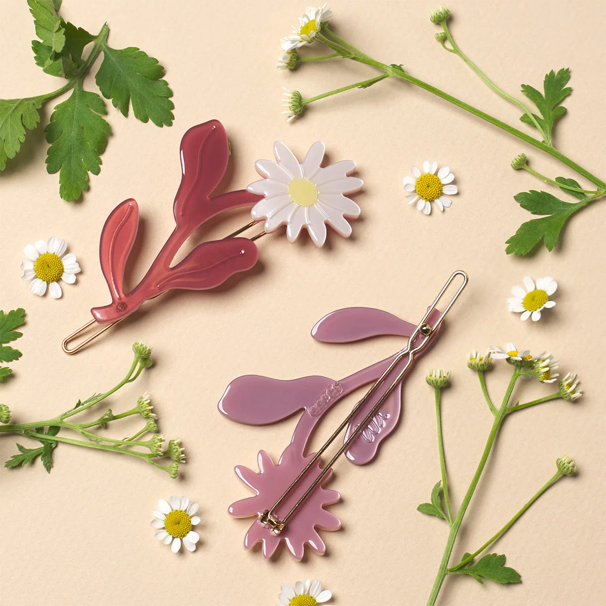 Winona Irene - Barrette Set - Marguerite Daisy Flower - Image 2