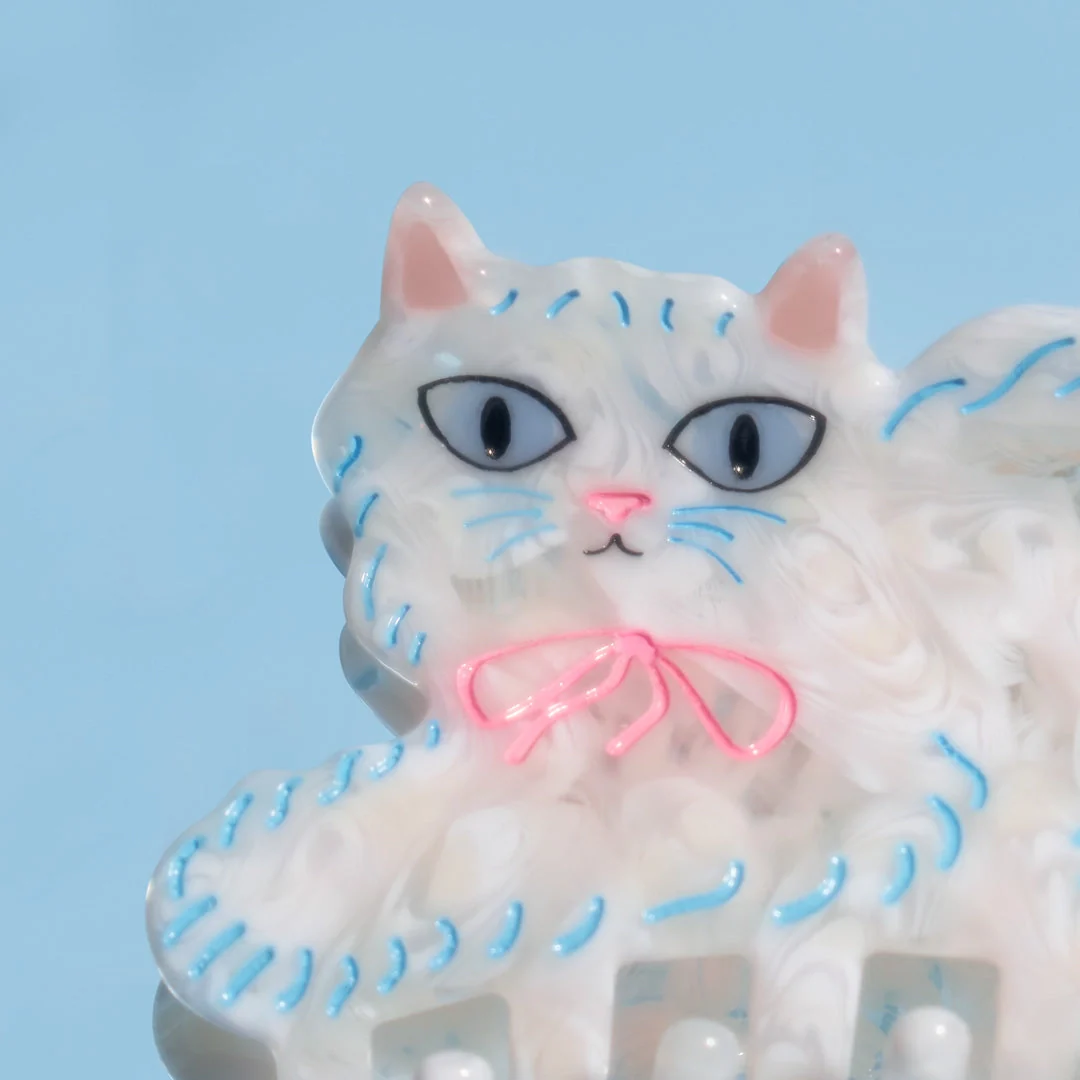 Winona Irene - Hair Claw - Pretty Kitty - Image 3
