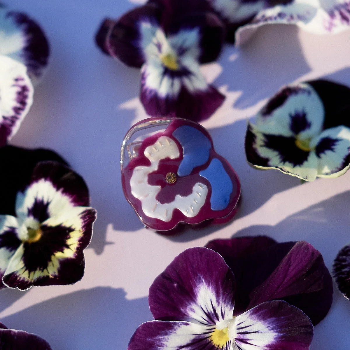 Winona Irene - Mini Hair Claw - Pansy - Image 2